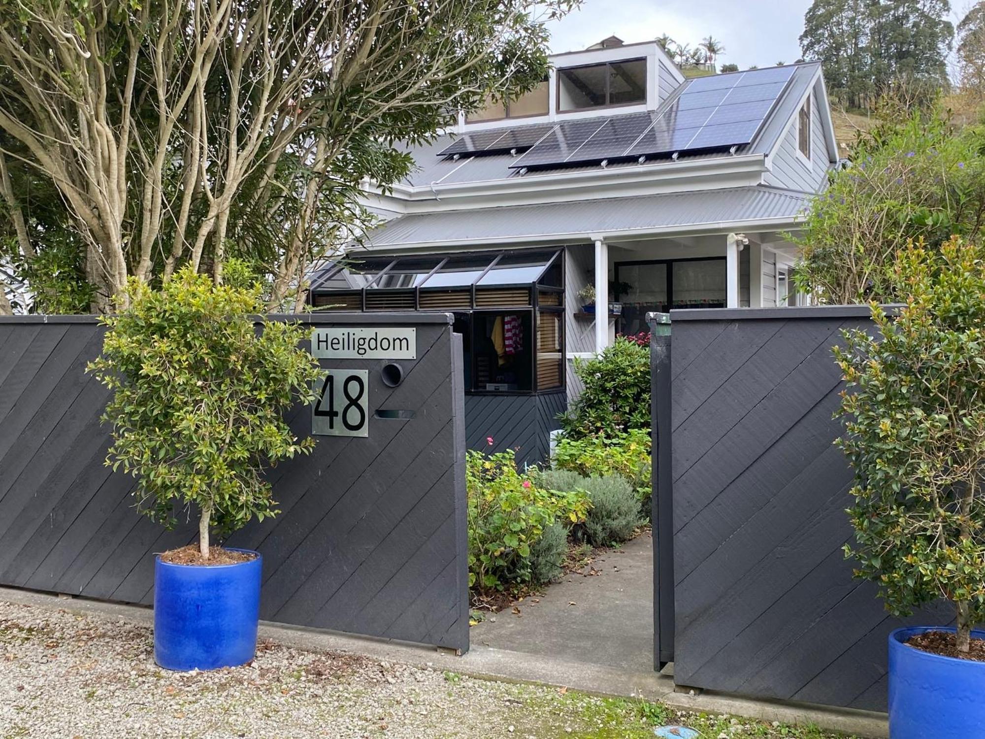 Superb Studio Retreat With Spa, Pool & Bbq Access Whanganui Extérieur photo